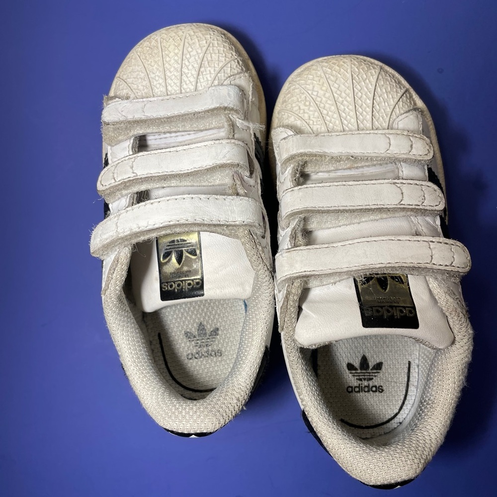 Adidas Black/White Superstar Toddlers SZ 7 Shoes - Picture 5 of 6